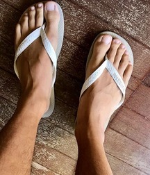 Kev04 Twinks Feet Cocks 5b12e64d66f97.jpeg