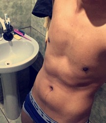 Kev21 Twinks Feet Cocks 5b96d5cd61804.jpeg