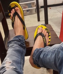 Kev22 Twinks Feet Cocks 5b99958100304.jpeg