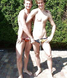 Kev24 Twinks Feet Cocks 5ba743ccd5880.jpeg