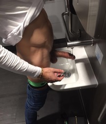 Kev46 Twinks Cocks Feet 5bccfadd0a2ab.jpeg