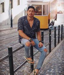Kev59 Boys Feet Flipflops 5c0159655b992.jpeg