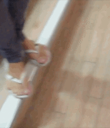 Kev59 Boys Feet Flipflops 5c0159784b988.gif