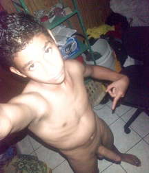 Kev70 Twinks Cocks Feet 5c16e1642bce8.jpeg