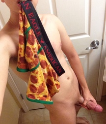 Kev70 Twinks Cocks Feet 5c16e1a3261ad.jpeg