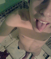 Kev70 Twinks Cocks Feet 5c16e1cba9666.jpeg