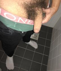 Kev69 Twinks Cocks Feet 5c16e2ab644db.jpeg