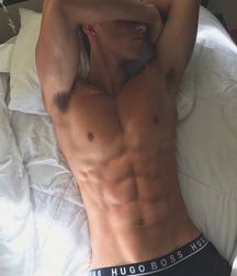 Guys 5c70b3adabe7e.jpg
