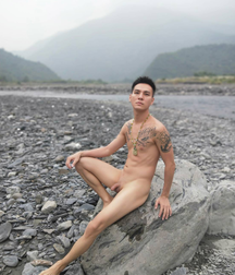 Asian boy 5daaaa03a4016.png