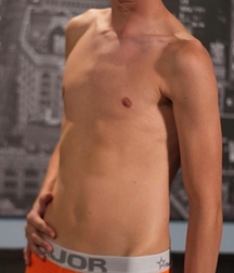 SEXY BOYS 5b212abb45323.jpg