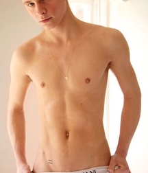 SEXY BOYS 5b212ac35310a.jpg