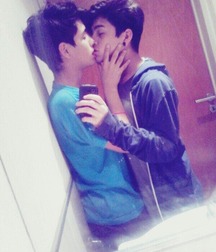 Just Cute Boys 5b0e9225e62c8.jpg