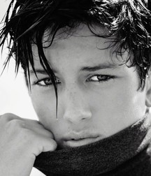 Looking At You 5b993e676bb58.jpg