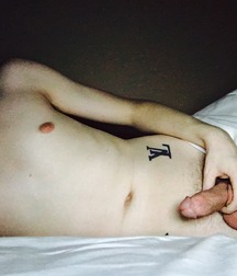 slutty boy 5701538ddca79.jpg