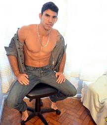 Latin Stud Strips 5b32b9c2d00ca.jpg