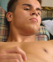 Sexy Stud with Hot Pits 5b42115bb6b3c.jpg