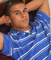Sexy Stud with Hot Pits 5b42123035a40.jpg