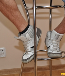 Lucas Feet 5b5972e1e979c.jpg