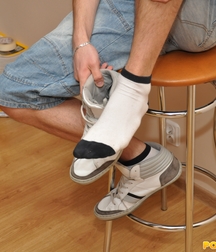 Lucas Feet 5b59738641c11.jpg
