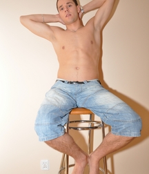 Lucas Feet 5b5974e11c7cf.jpg