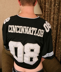 Vohn Football Solo  5b67ec9b5a9f5.jpg