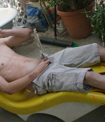 Ian Madrox Pisses on Himself 5b74395b62d19.jpg