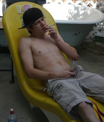 Ian Madrox Pisses on Himself 5b7439657eb10.jpg