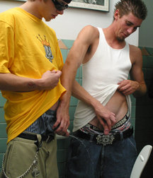 Ian & Evan Pissing 5b743c47c4b39.jpg