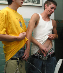 Ian & Evan Pissing 5b743c56e8bbd.jpg