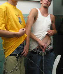 Ian & Evan Pissing 5b743c5b7b685.jpg
