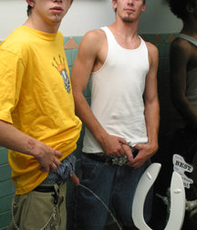 Ian & Evan Pissing 5b743c6c9d2e1.jpg