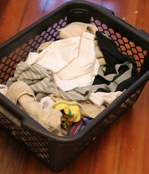 Kelly Cooper Laundry Piss 5b74419e5b8d1.jpg