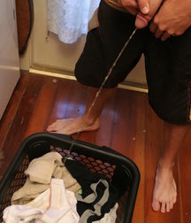 Kelly Cooper Laundry Piss 5b7441b58cbda.jpg