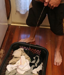 Kelly Cooper Laundry Piss 5b7441c0341e0.jpg