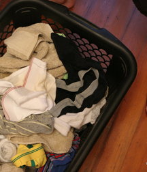 Kelly Cooper Laundry Piss 5b7441f2e4446.jpg