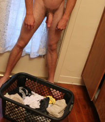 Kelly Cooper Laundry Piss 5b744319697c4.jpg