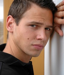 Eric  5b8e33a69b76f.jpg