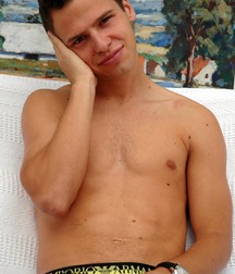 Eric  5b8e33dcbf1ba.jpg