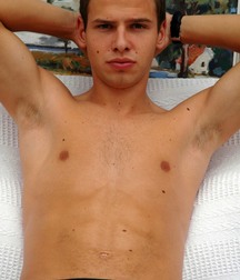 Eric  5b8e33ed4fe99.jpg