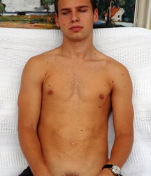 Eric  5b8e33f29aecb.jpg