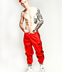 Scally 5b8e5e00c5096.jpg