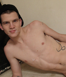 Lex Cums on His Face 5b9df3651bd96.jpg