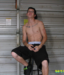 Lex Pisses and JO 5b9e05b213827.jpg