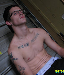 Lex Pisses and JO 5b9e05b6aa01a.jpg