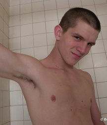 Lex Pisses in Shower  5baa919b350c4.jpg