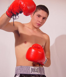 Lorenzo Twink Boxer 5bb6f2db1e98c.jpg