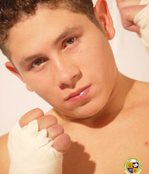 Lorenzo Twink Boxer 5bb6f2ed9df8c.jpg