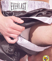 Lorenzo Twink Boxer 5bb6f3016a27f.jpg