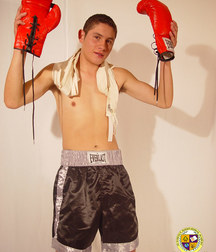 Lorenzo Twink Boxer 5bb6f35ff12ba.jpg
