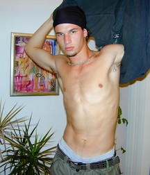 Ray Latin Stud 1 5bbb365544331.jpg